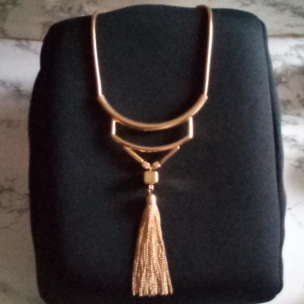 Beautiful Vintage Gold Tone Statement Necklace with Tassel